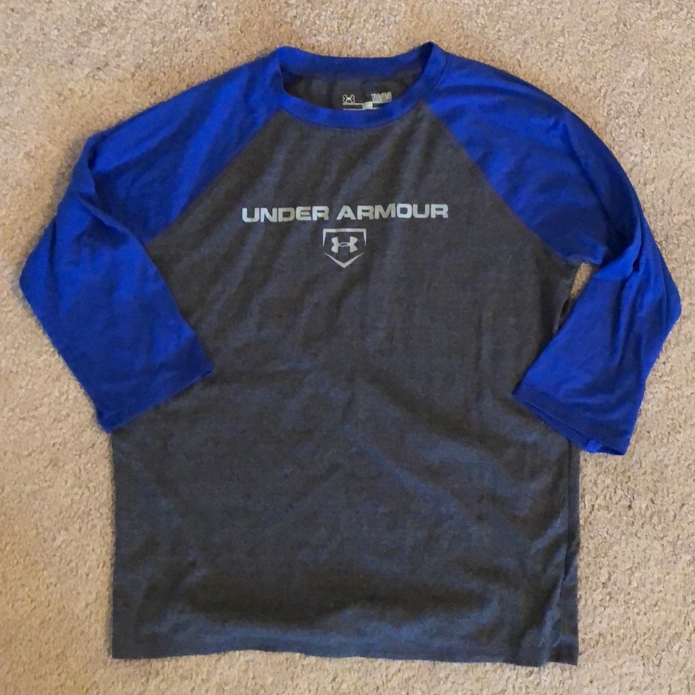 Under Armour LOOSE 3/4 heat gear shirt | Large